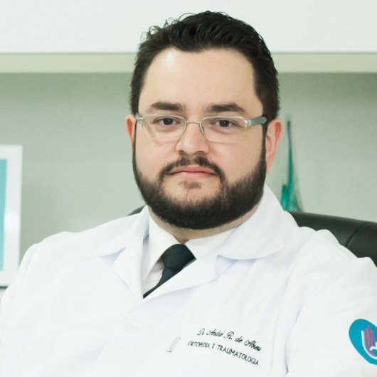 Dr. Andre Luís Ribas De Abreu