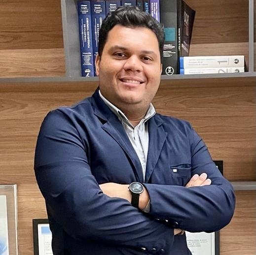 Dr. Leonardo Catizani Faria Gomes