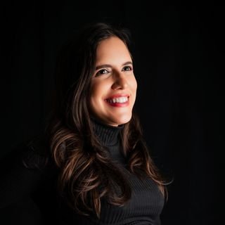 Dra. Denise Santos Aguiar