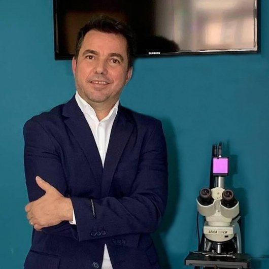 Dr. Roberto Carlos Almeida