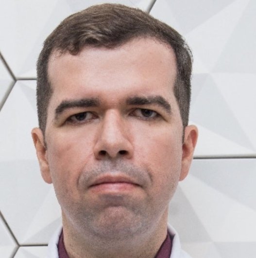 Dr. Tadeu Lacerda