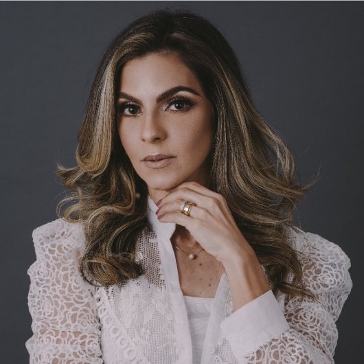 Dra. Raisa Magna Brandao de Vasconcelos Falcao