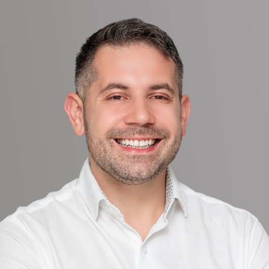 Dr. Regis Schander Ferrelli