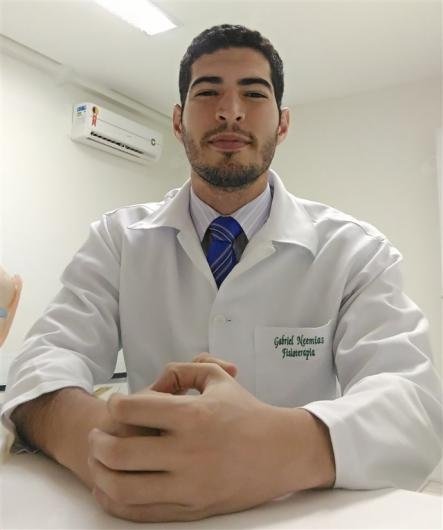 Dr. Gabriel Santo