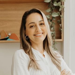 Dra. Gabriela Paiva