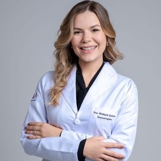 Dra. Stefanie Queiroz Ribeiro