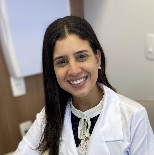 Dra. Marina Barcelos