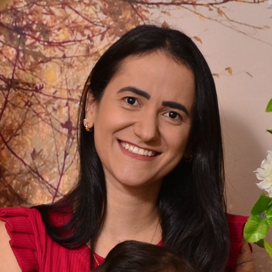 Dra. Thaís Matiase