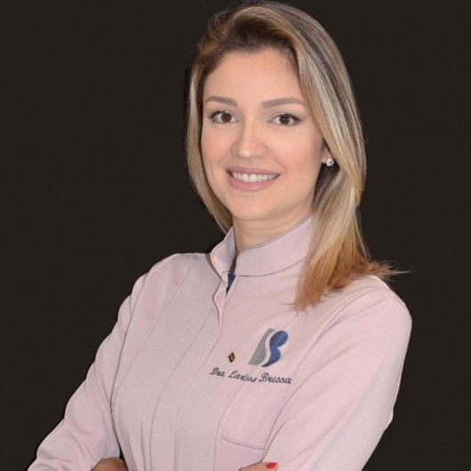Dra. Larissa Bressane