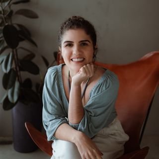 Dra. Gabriela Bringhenti da Silva
