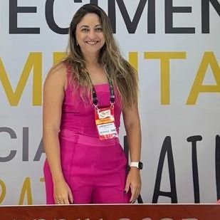 Vanessa Algemiro