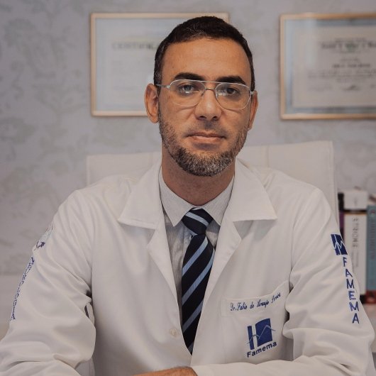 Dr. Fabio de Araújo Pereira