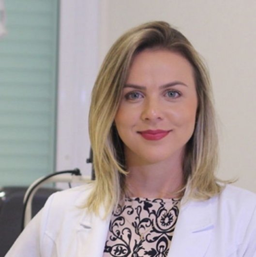 Dra. Layla Rafaela Lopes
