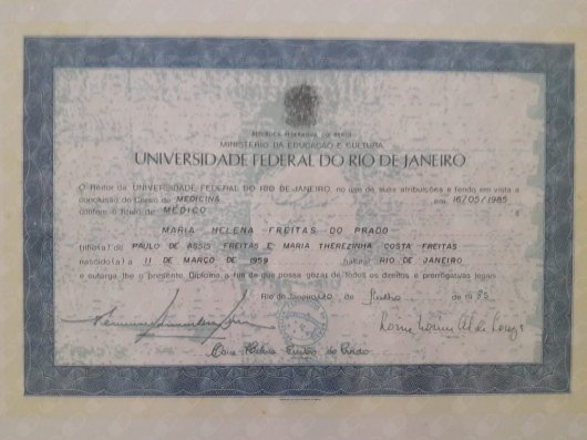 Dra. Maria Helena Freitas Arantes