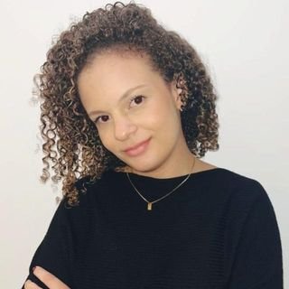 Dra. Mariana Pires