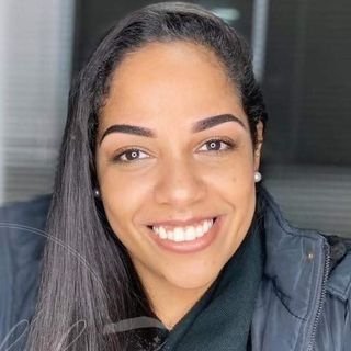 Eneida Bouças