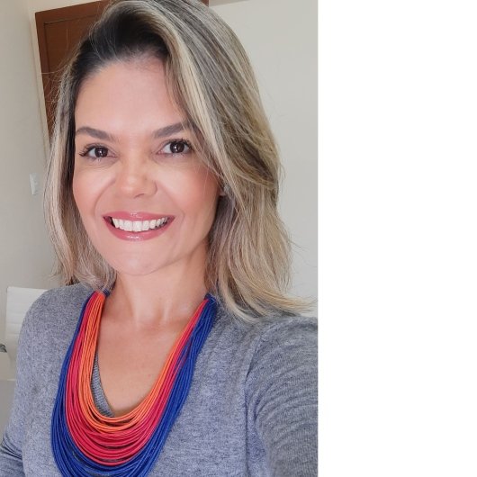 Cínthia Santos