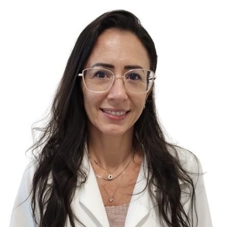 Dra. Daniele Espingarda Martins