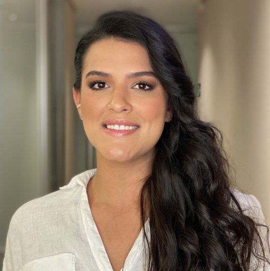 Dra. Larissa Baggi