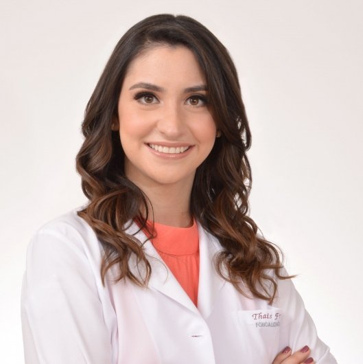 Dra. Thais Freire