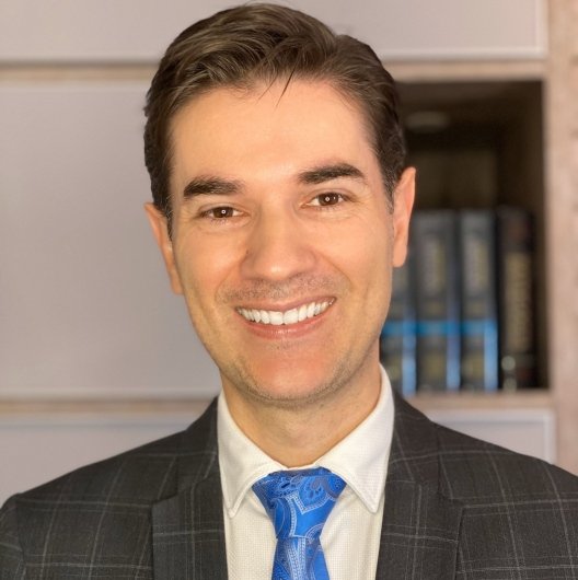 Dr. Marcio Augusto Averbeck