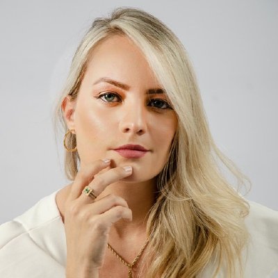 Dra. Stefânie Rodrigues