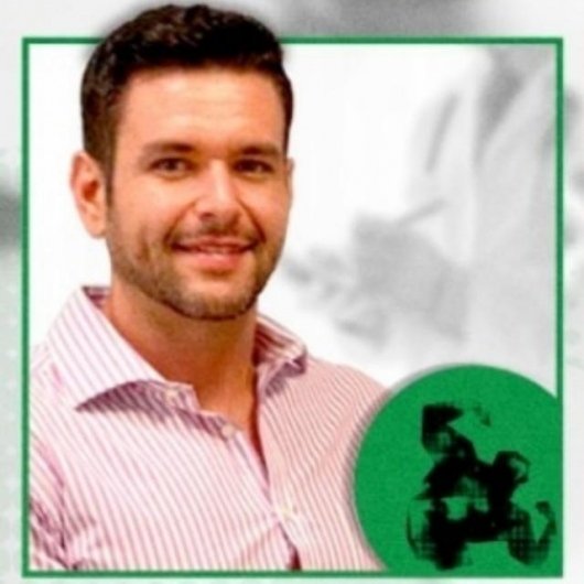 Dr. Adriano Blumer