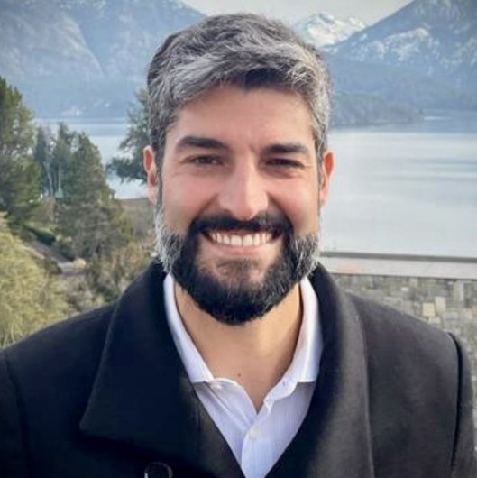 Dr. Rafael de Moraes Siqueira