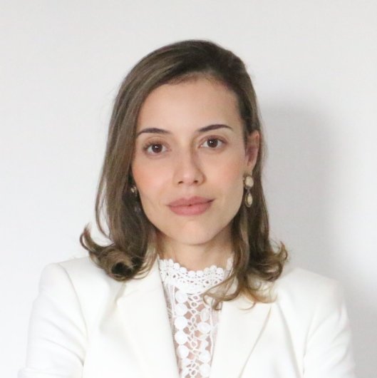 Dra. Livia Miranda Fernandes de Lima