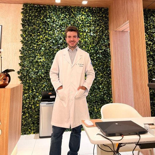 Dr. André Lamounier