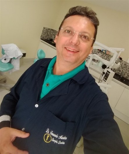 Dr. Fernando Martins