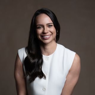 Dra. Débora Nazareth Ferreira