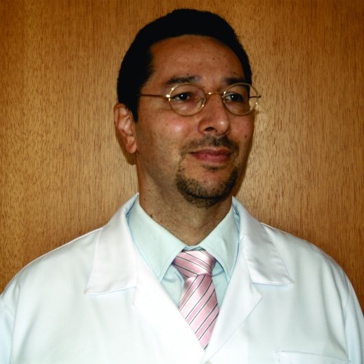 Dr. Wilson Roberto Valcasara Camargo