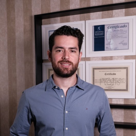 Dr. Gabriel Araujo Khoury