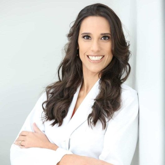 Dra. Simone Lopes