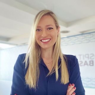 Dra. Aline Loschi Soria