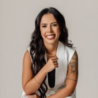 Dra. Agatha Pereira Gomes