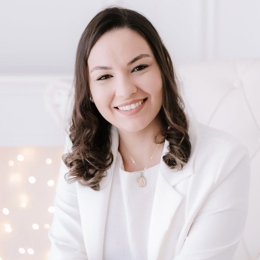 Dra. Sara Raquel Queiros