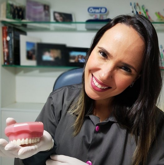 Dra. Rachel De Souza Nascimento Abejdid