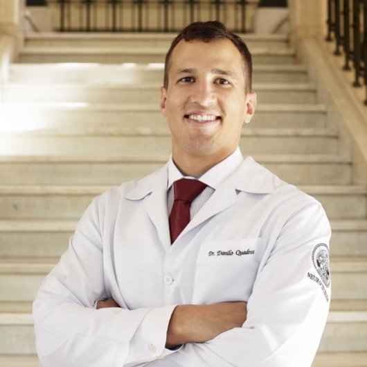 Dr. Danilo Gomes Quadros
