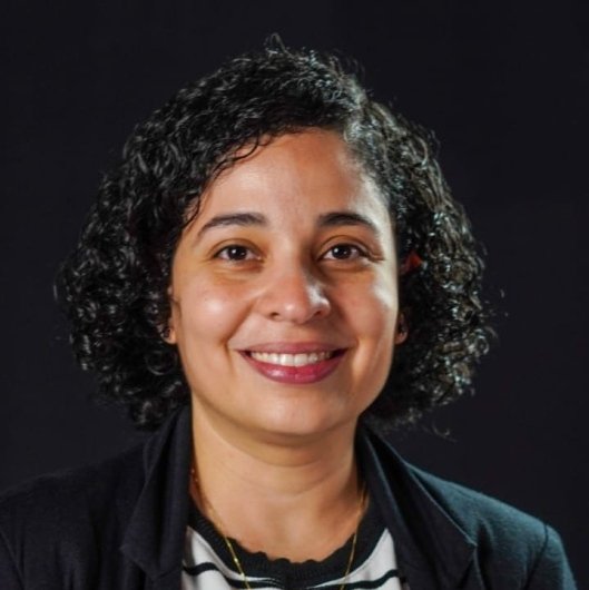 Dra. Quele de Souza Gomes Santos