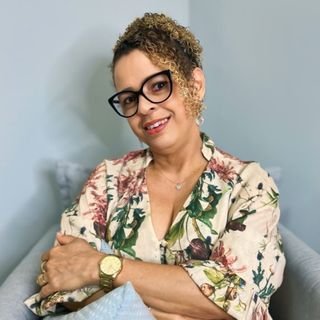 Dra. Joana Darc Oliveira de Souza e Sousa