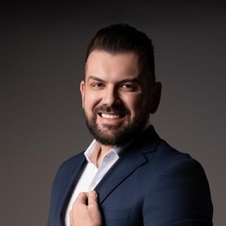 Dr. Thiago Viana