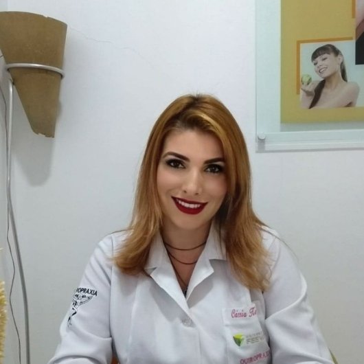 Dra. Cássia Karhana