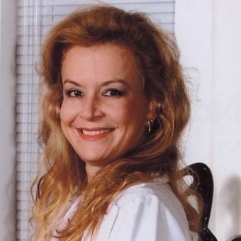 Dra. Mariângela Santiago