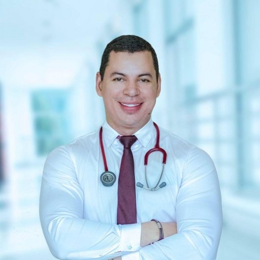 Dr. Kennedy Amaral