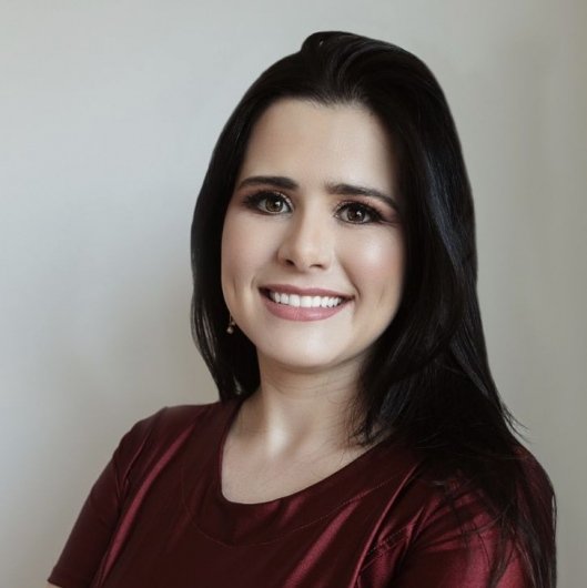 Dra. Adriana Abreu Resende