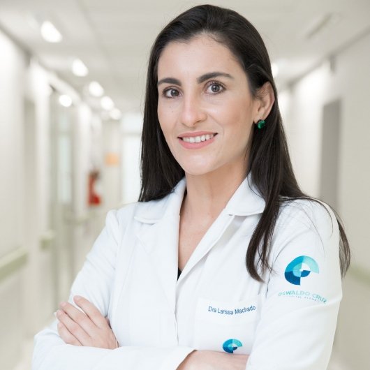 Dra. Larissa Martins Machado