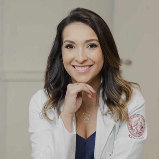 Dra. Gabriela Nobrega