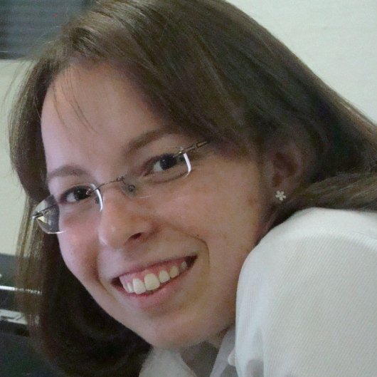 Dra. Fernanda Pereira Delgado Costa